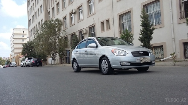Hyundai Accent 2009, 77,000 km - 1.4 l - Bakı