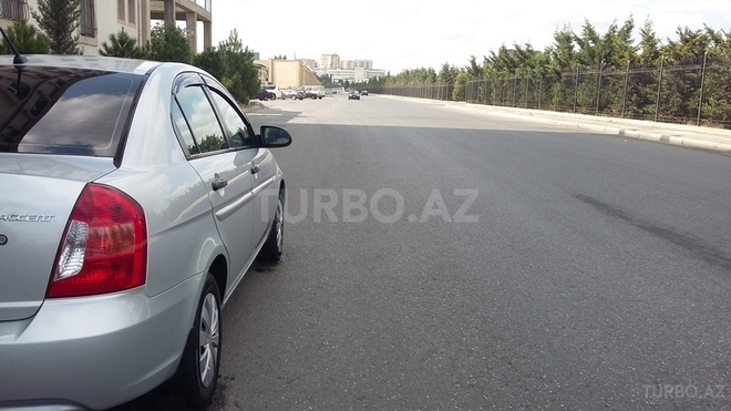Hyundai Accent 2009, 77,000 km - 1.4 l - Bakı