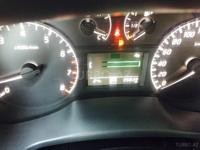 Nissan Tiida 2013, 35,000 km - 1.6 л - Bakı