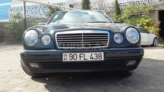 Mercedes E 230 1997, 289,000 km - 2.3 l - Bakı