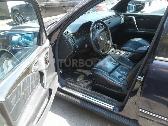 Mercedes E 320 1996, 235,054 km - 3.2 l - Bakı