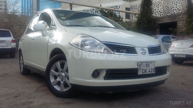 Nissan Tiida 2008, 131,000 km - 1.6 l - Bakı