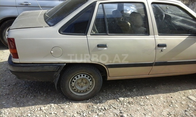 Daewoo Racer 1994, 300,000 km - 1.4 l - Xaçmaz