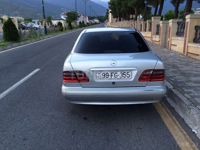 Mercedes E 270 2001, 390,000 km - 2.7 l - Oğuz