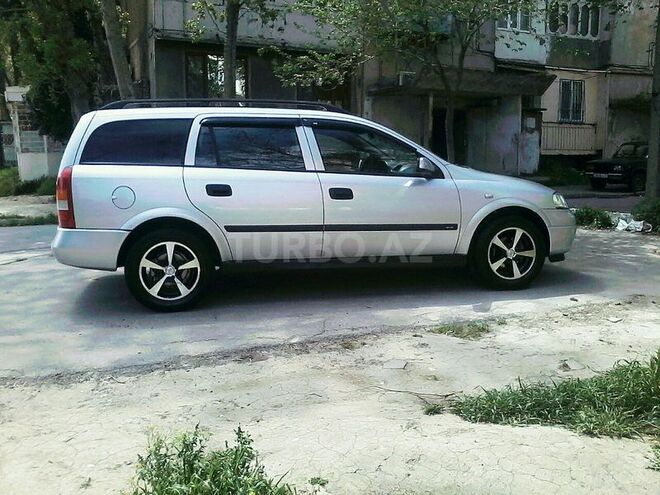 Opel Astra 2000, 260,000 km - 1.6 л - Bakı