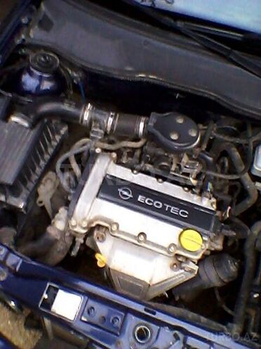 Opel Astra 1999, 250,012 km - 1.2 л - Şirvan