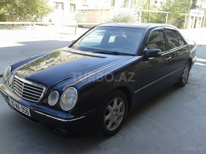 Mercedes E 320 2001, 254,000 km - 3.2 l - Bakı