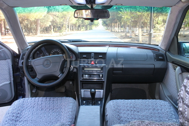 Mercedes C 180 1995, 273,000 km - 1.8 л - Sumqayıt