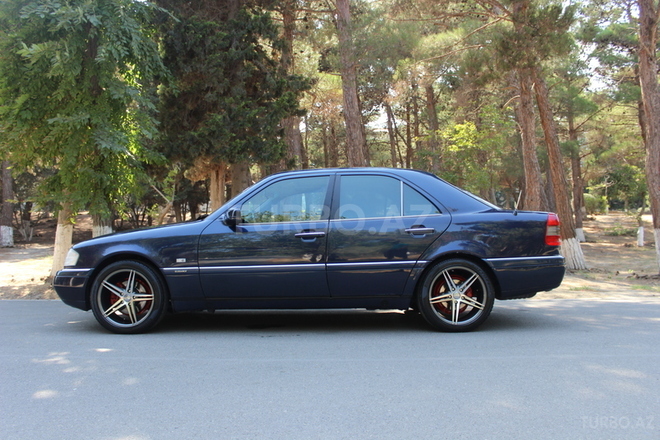 Mercedes C 180 1995, 273,000 km - 1.8 л - Sumqayıt