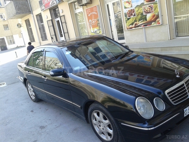 Mercedes E 320 2001, 254,000 km - 3.2 l - Bakı