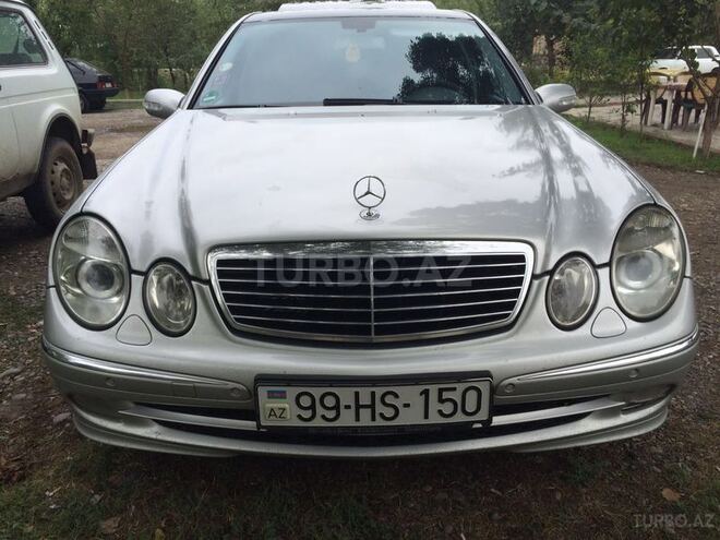 Mercedes E 320 2004, 250,000 km - 3.2 l - Bakı