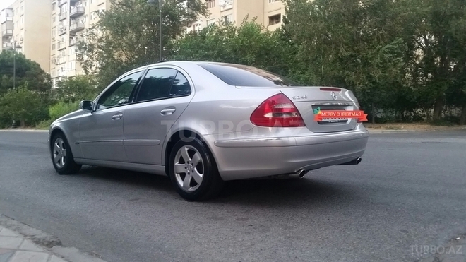 Mercedes E 240 2003, 184,000 km - 2.6 l - Bakı