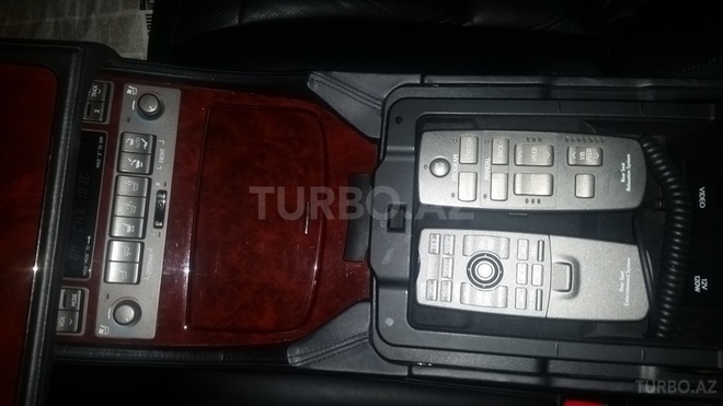 Lexus LS 460 2008, 132,000 km - 4.6 л - Bakı
