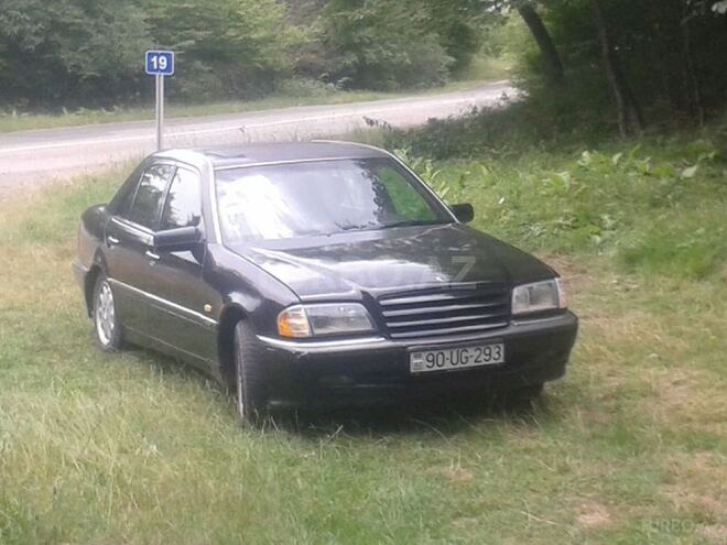 Mercedes C 180 1998, 200,000 km - 1.8 л - Bakı