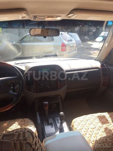 Mitsubishi Pajero 2005, 190,000 km - 3.0 l - Bakı