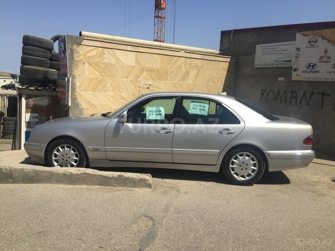 Mercedes E 270 1999, 230,000 km - 2.7 л - Bakı