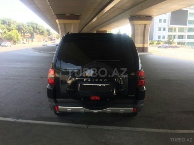 Mitsubishi Pajero 2008, 88,000 km - 3.0 l - Bakı