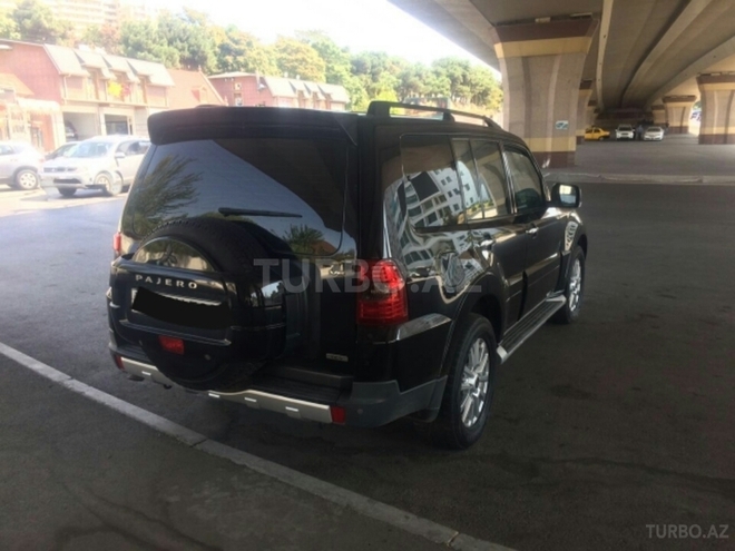 Mitsubishi Pajero 2008, 88,000 km - 3.0 l - Bakı