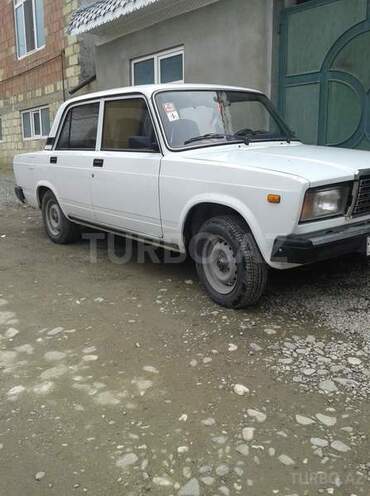 LADA (VAZ) 2107 2008, 80,000 km - 1.6 l - Quba