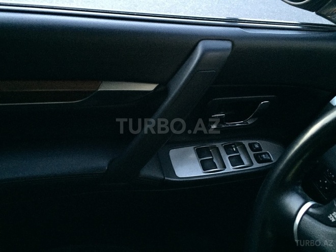 Mitsubishi Pajero 2008, 135,000 km - 3.0 л - Bakı