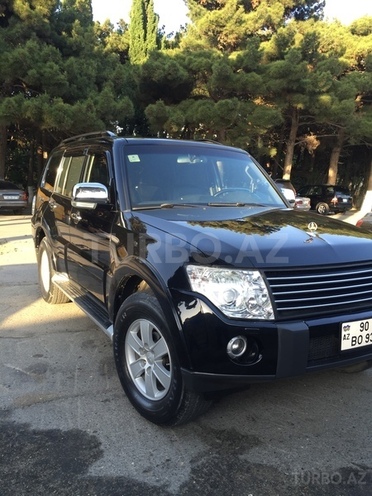 Mitsubishi Pajero 2008, 135,000 km - 3.0 л - Bakı