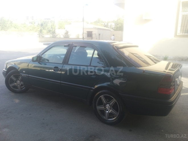 Mercedes C 180 1997, 290,000 km - 1.8 l - Bakı