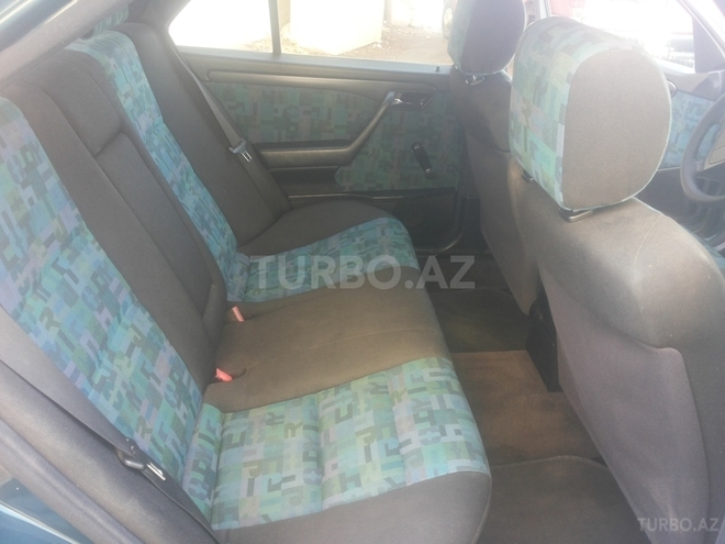Mercedes C 180 1997, 290,000 km - 1.8 l - Bakı