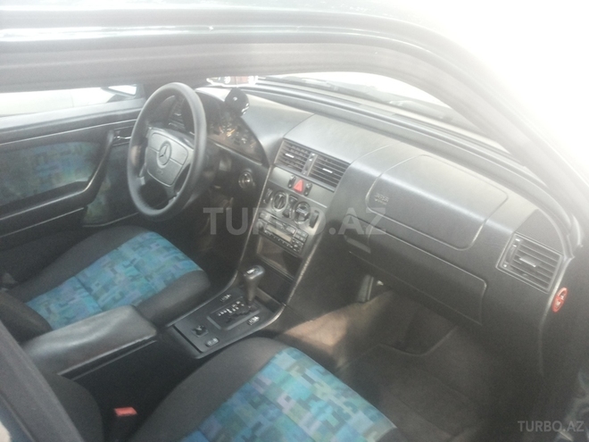 Mercedes C 180 1997, 290,000 km - 1.8 l - Bakı