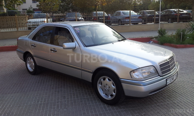 Mercedes C 180 1995, 336,454 km - 1.8 л - Sumqayıt