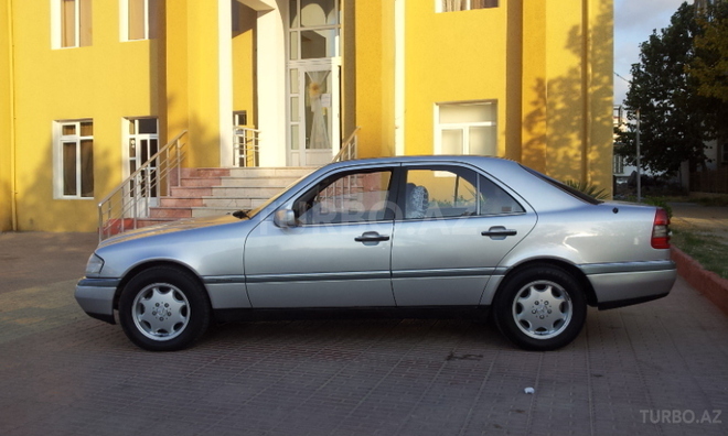 Mercedes C 180 1995, 336,454 km - 1.8 л - Sumqayıt