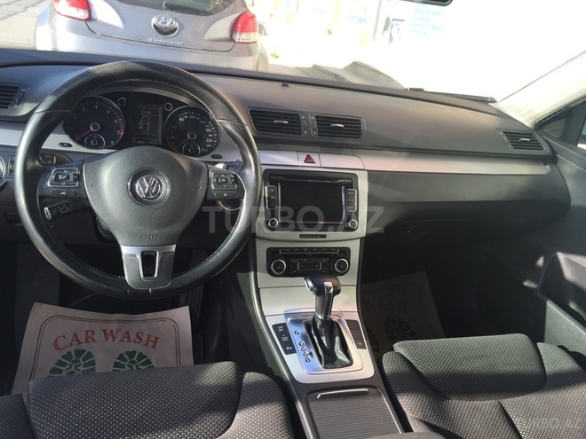 Volkswagen Passat 2010, 114,000 km - 1.8 l - Bakı