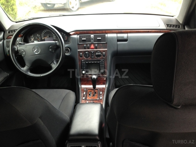 Mercedes E 320 2000, 255,308 km - 3.2 l - Bakı