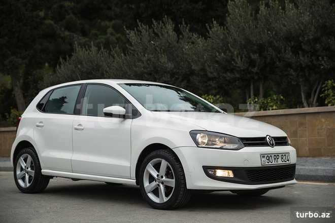 Volkswagen Polo 2009, 130,000 km - 1.4 л - Bakı