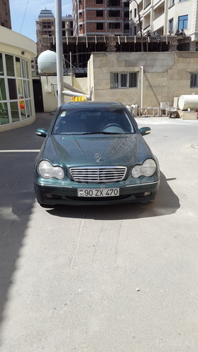 Mercedes C 220 2000, 246,000 km - 2.2 l - Bakı