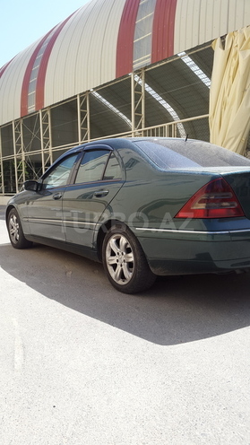 Mercedes C 220 2000, 246,000 km - 2.2 l - Bakı