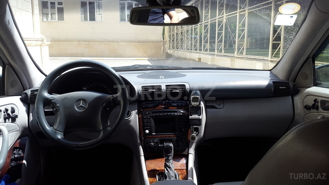 Mercedes C 220 2000, 246,000 km - 2.2 l - Bakı