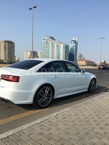 Audi S6 2015, 29,000 km - 4.0 l - Bakı