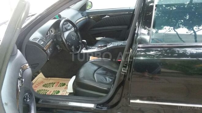Mercedes E 270 2004, 217,000 km - 2.7 l - Bakı