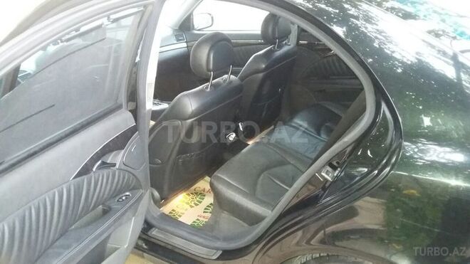 Mercedes E 270 2004, 217,000 km - 2.7 l - Bakı