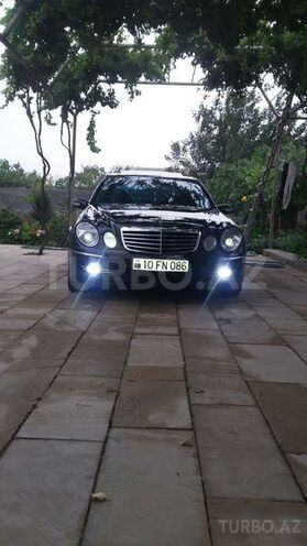 Mercedes E 270 2004, 217,000 km - 2.7 l - Bakı