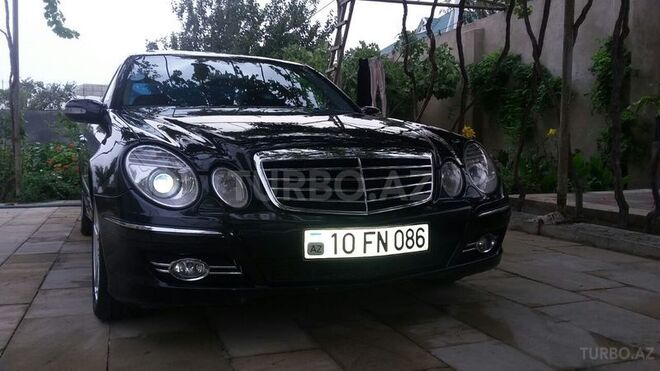 Mercedes E 270 2004, 217,000 km - 2.7 l - Bakı