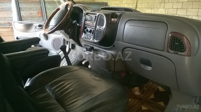 Ford Transit 2002, 190,000 km - 2.0 l - Zaqatala