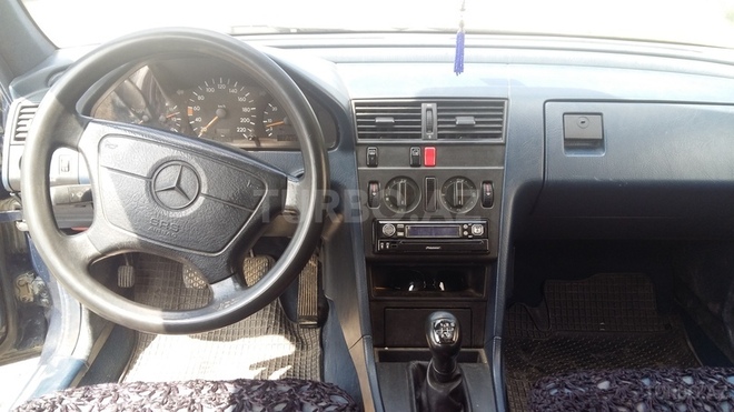 Mercedes C 220 1994, 364,000 km - 2.2 l - Ağdam