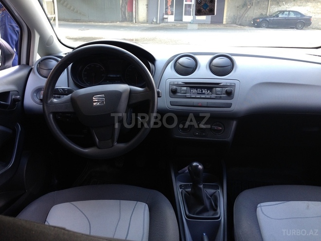 SEAT Ibiza 2014, 31,000 km - 1.4 л - Bakı