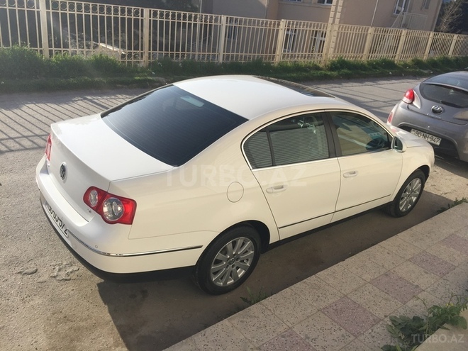 Volkswagen Passat 2010, 114,000 km - 1.8 l - Bakı
