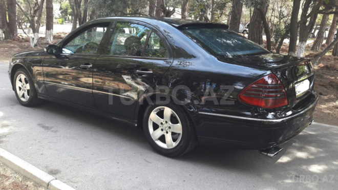 Mercedes E 270 2002, 210,000 km - 2.7 l - Sumqayıt