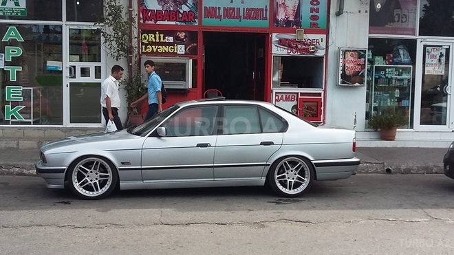 BMW 520 1994, 217,000 km - 2.0 l - Bakı