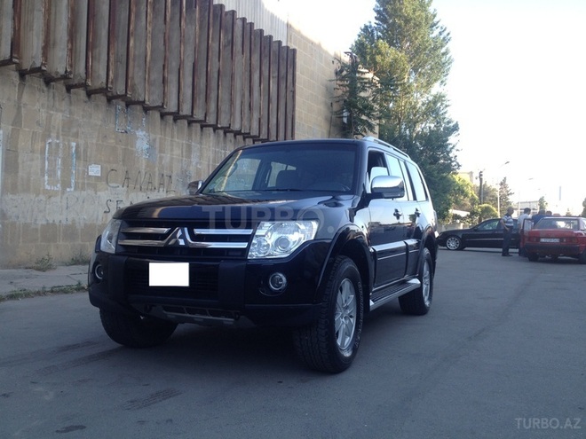 Mitsubishi Pajero 2007, 125,000 km - 3.0 l - Bakı
