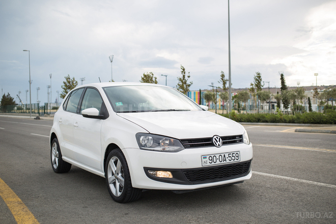 Volkswagen Polo 2009, 130,000 km - 1.4 л - Bakı