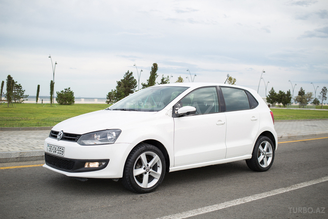 Volkswagen Polo 2009, 130,000 km - 1.4 л - Bakı